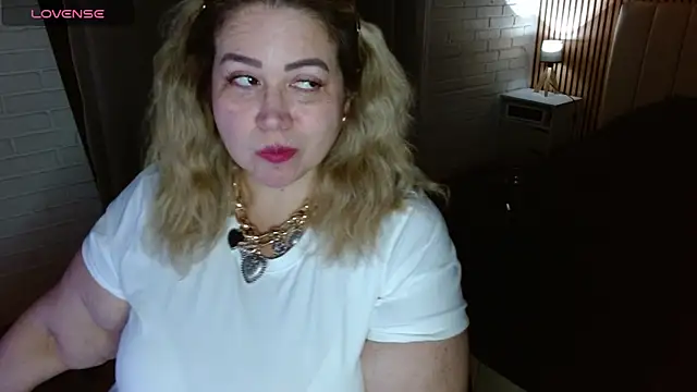 bella savati online show from 04.07.26