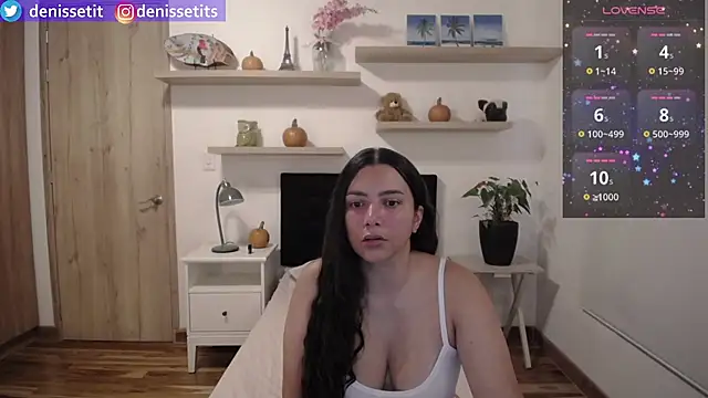 DenisseTits online show from 10.20.25
