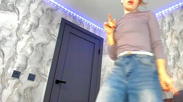 Snapshot of succubus chatting on 03.12.26 succubus online show from 03.12.26