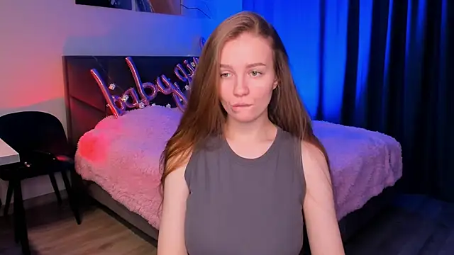 Snapshot of SweetMilkis chatting on 01.15.25 SweetMilkis online show from 01.15.25