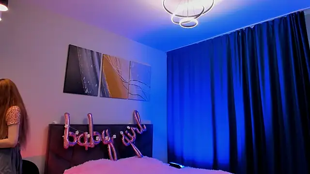 Snapshot of SweetMilkis chatting on 01.31.25 SweetMilkis online show from 01.31.25