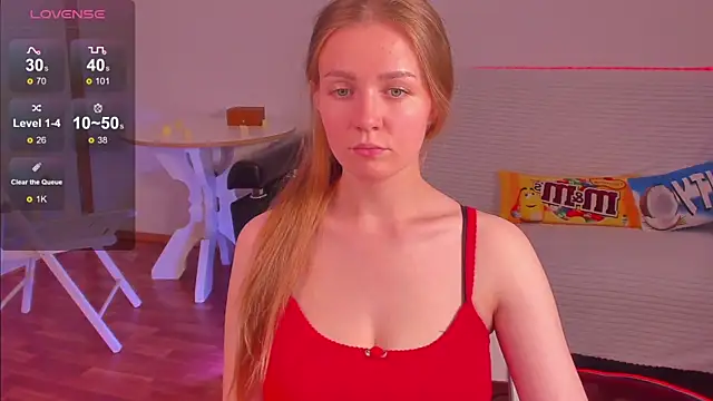 SweetMilkis online show from 06.21.26