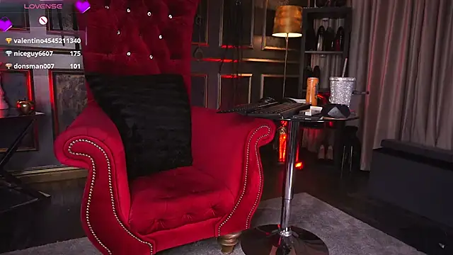 MissEmaDivine online show from 02.12.25