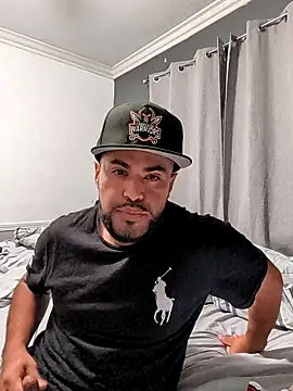 Snapshot of gardy8585 chatting on 10.11.25 gardy8585 online show from 10.11.25