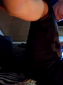 Snapshot of LackAddicted chatting on 01.08.25 LackAddicted online show from 01.08.25