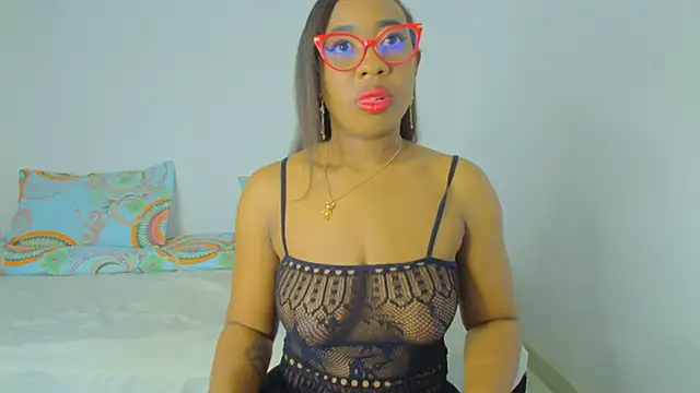 CaseyMoon online show from 06.25.26