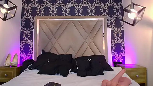 CaseyMoon online show from 07.01.26