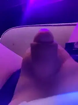 Snapshot of hardcap chatting on 02.17.26 hardcap online show from 02.17.26