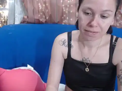 Venusluxodomme online show from 04.08.26