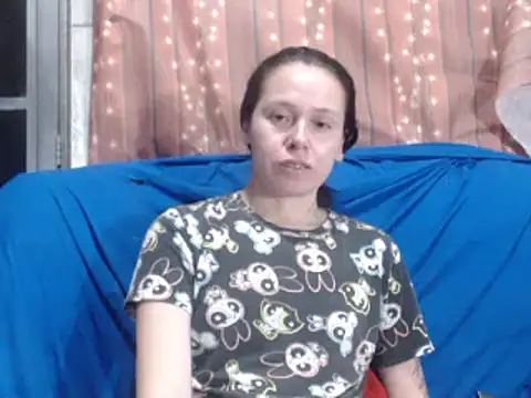 Venusluxodomme online show from 04.28.26