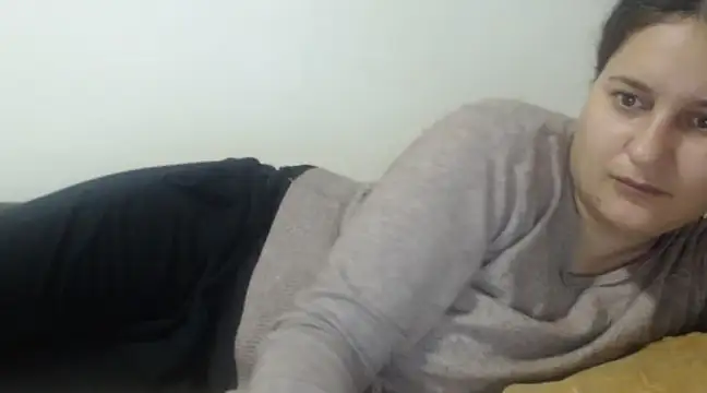 Snapshot of flowerlauren chatting on 01.13.25 flowerlauren online show from 01.13.25