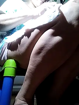 Snapshot of DelightDorothy34 chatting on 10.26.25 DelightDorothy34 online show from 10.26.25