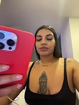 Victoria14  online show from 10.23.25