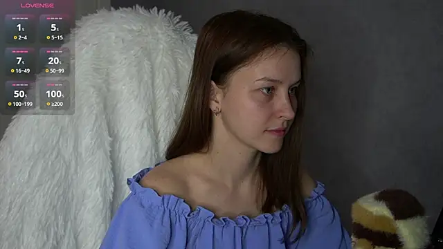 Snapshot of Golyboglazkaa chatting on 04.02.26 Golyboglazkaa online show from 04.02.26