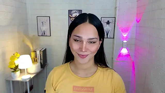 urnaughtydolly69 online show from 11.06.25