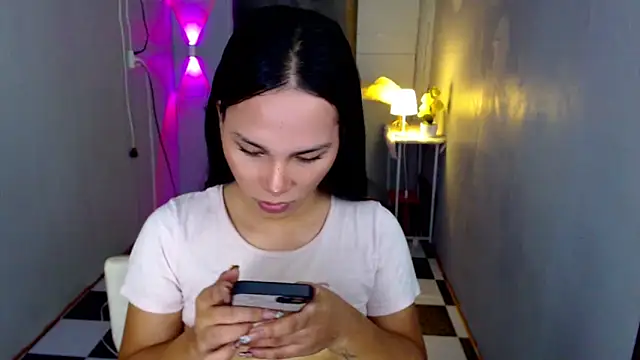 urnaughtydolly69 online show from 05.06.26