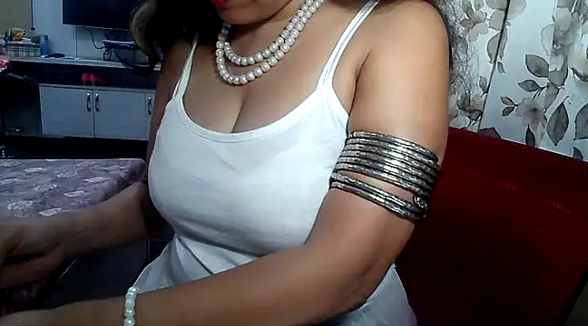 Snapshot of yourradhika chatting on 02.24.25 yourradhika online show from 02.24.25