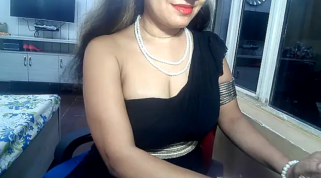 Snapshot of yourradhika chatting on 03.22.25 yourradhika online show from 03.22.25