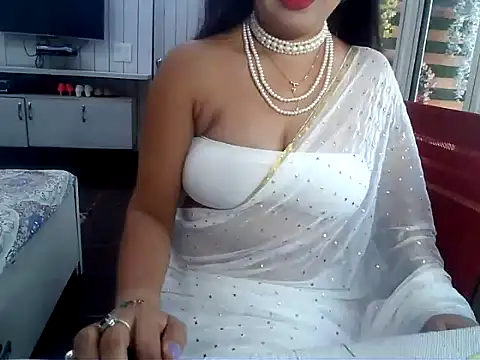 Snapshot of yourradhika chatting on 10.26.25 yourradhika online show from 10.26.25