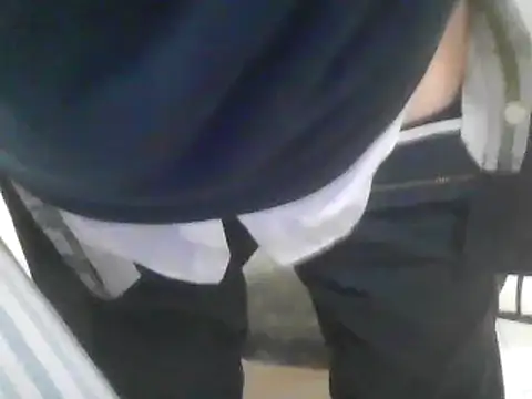 Snapshot of polloiw chatting on 10.02.25 polloiw online show from 10.02.25