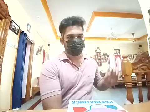 Snapshot of luckyloki chatting on 02.20.25 luckyloki online show from 02.20.25