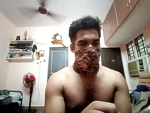 Snapshot of luckyloki chatting on 03.10.25 luckyloki online show from 03.10.25