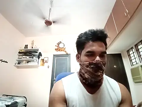 Snapshot of luckyloki chatting on 03.16.25 luckyloki online show from 03.16.25