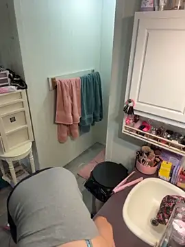 lolabunny9 online show from 05.16.26