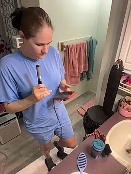 lolabunny9 online show from 05.22.26
