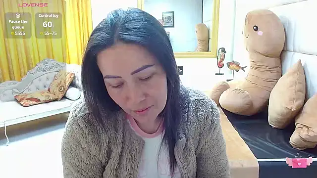 gaby trent online show from 02.15.25