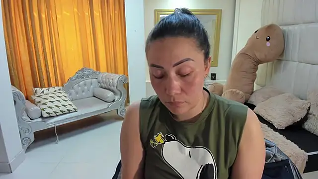 gaby trent online show from 11.18.25