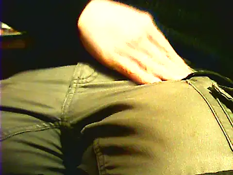 Snapshot of kalinixta chatting on 03.17.25 kalinixta online show from 03.17.25