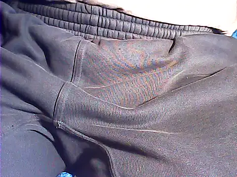 Snapshot of kalinixta chatting on 09.20.25 kalinixta online show from 09.20.25