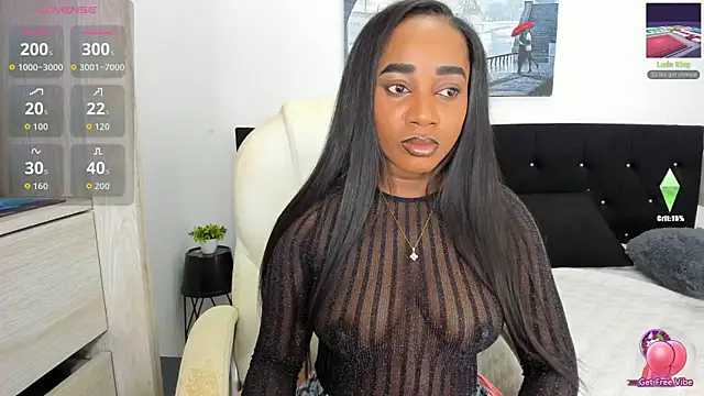 Snapshot of cristaaalclocks1 chatting on 02.22.26 cristaaalclocks1 online show from 02.22.26