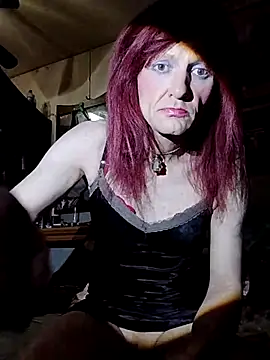 Snapshot of KandiK37 chatting on 10.25.25 KandiK37 online show from 10.25.25