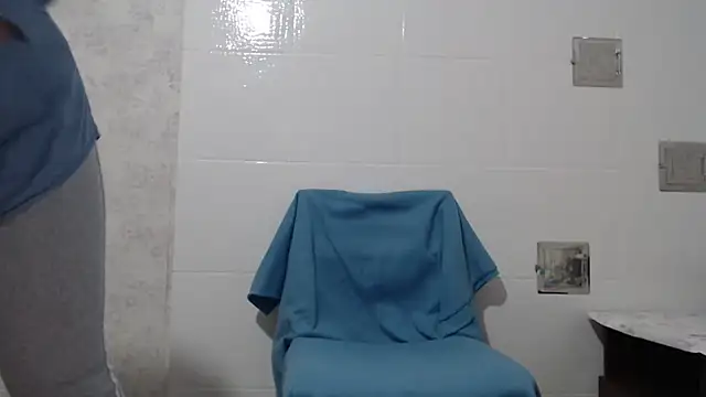 Snapshot of Miss_Night21 chatting on 11.22.25 Miss Night21 online show from 11.22.25