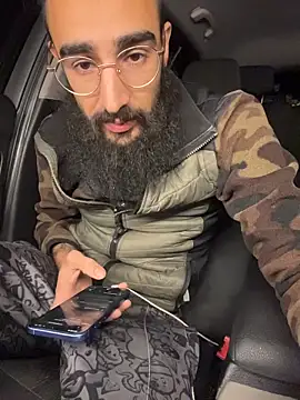 Av0caT online show from 12.20.25