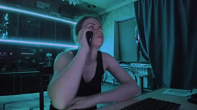 Snapshot of pa1e_pr1ncess chatting on 07.14.26 pa1e pr1ncess online show from 07.14.26
