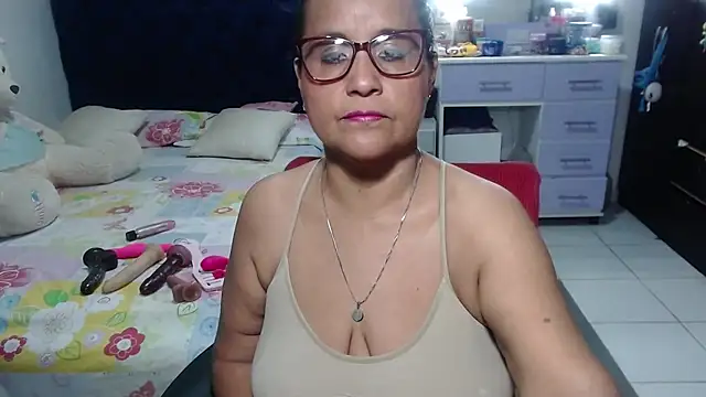 pervert mommy  online show from 04.17.26