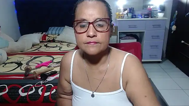 pervert mommy  online show from 04.30.26