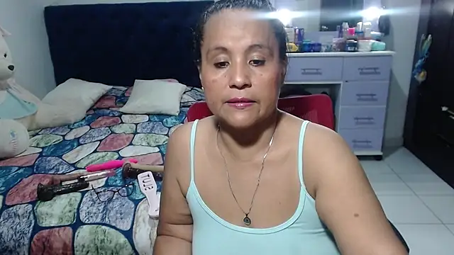 pervert mommy  online show from 05.05.26