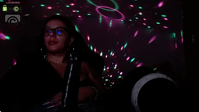 SonyaDevon online show from 01.10.26