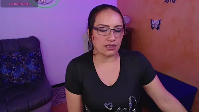 scarlet wet online show from 01.19.25