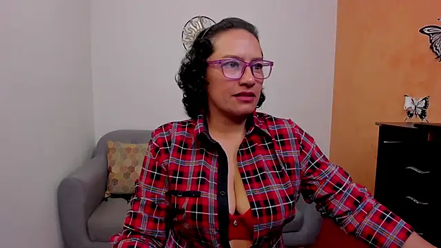 scarlet wet online show from 07.21.26