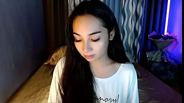 SweetLilly 18 online show from 05.06.26