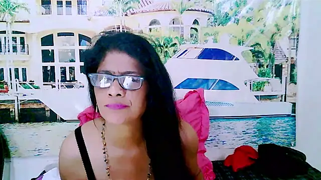 IndianAllure online show from 01.16.25