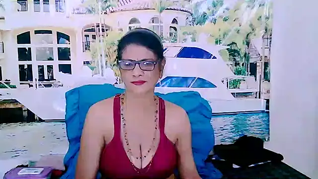 IndianAllure online show from 01.17.25