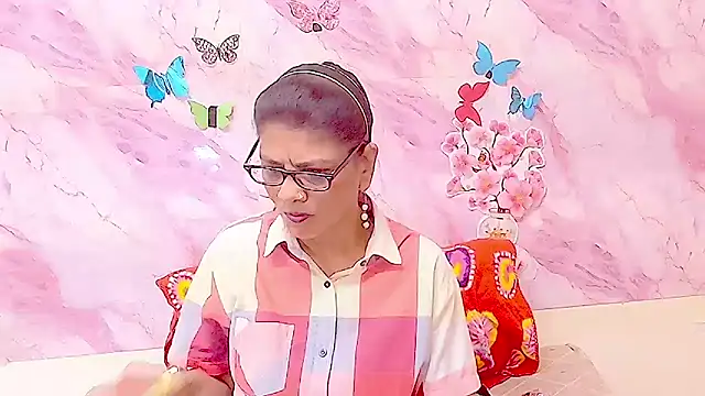 IndianAllure online show from 11.27.25