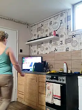 Elza01 online show from 10.08.25