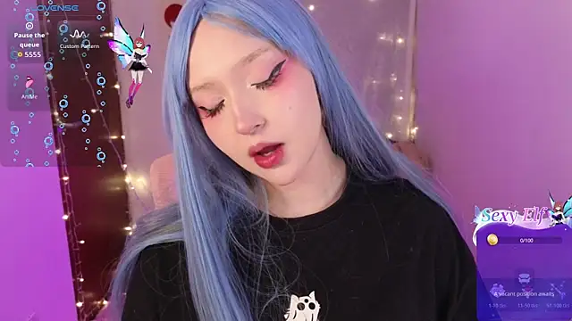 KuroChan420 online show from 12.17.25